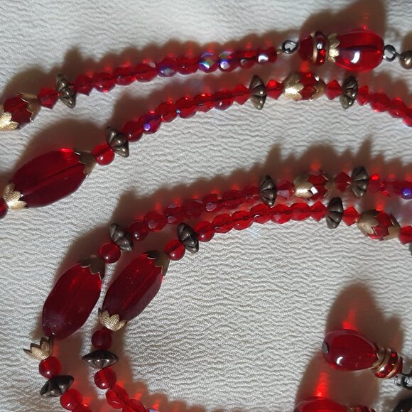 1930-40's Czech Crystal Art Deco 44 Inch Red Lariat Necklace and Earring Set - Picture 9 of 12